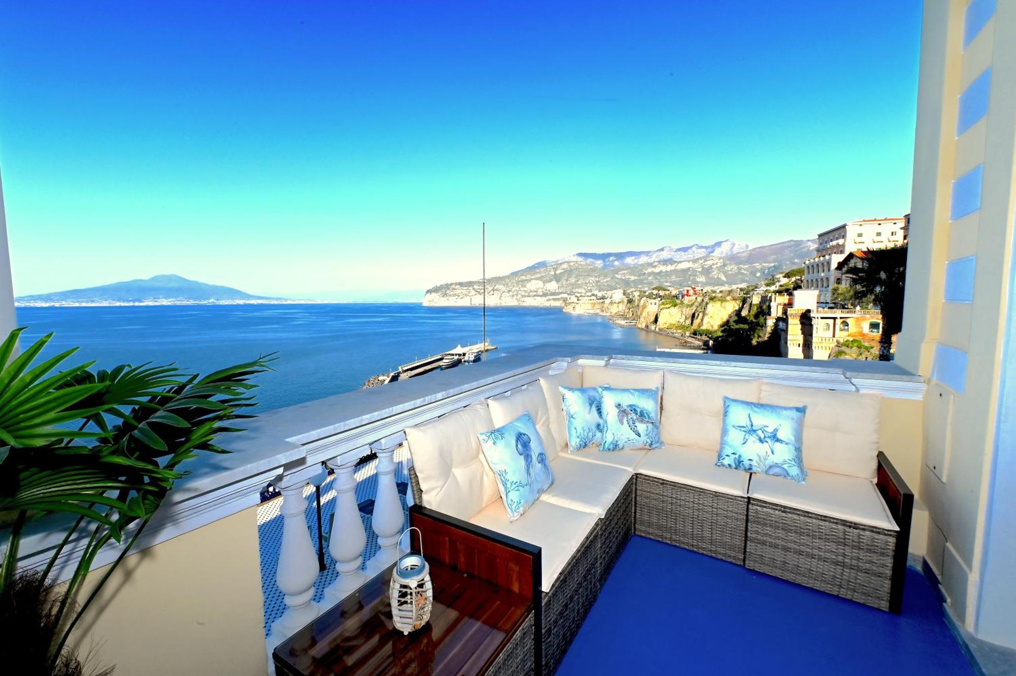 לינה וארוחת בוקר סורנטו La Terrazza 38 מראה חיצוני תמונה